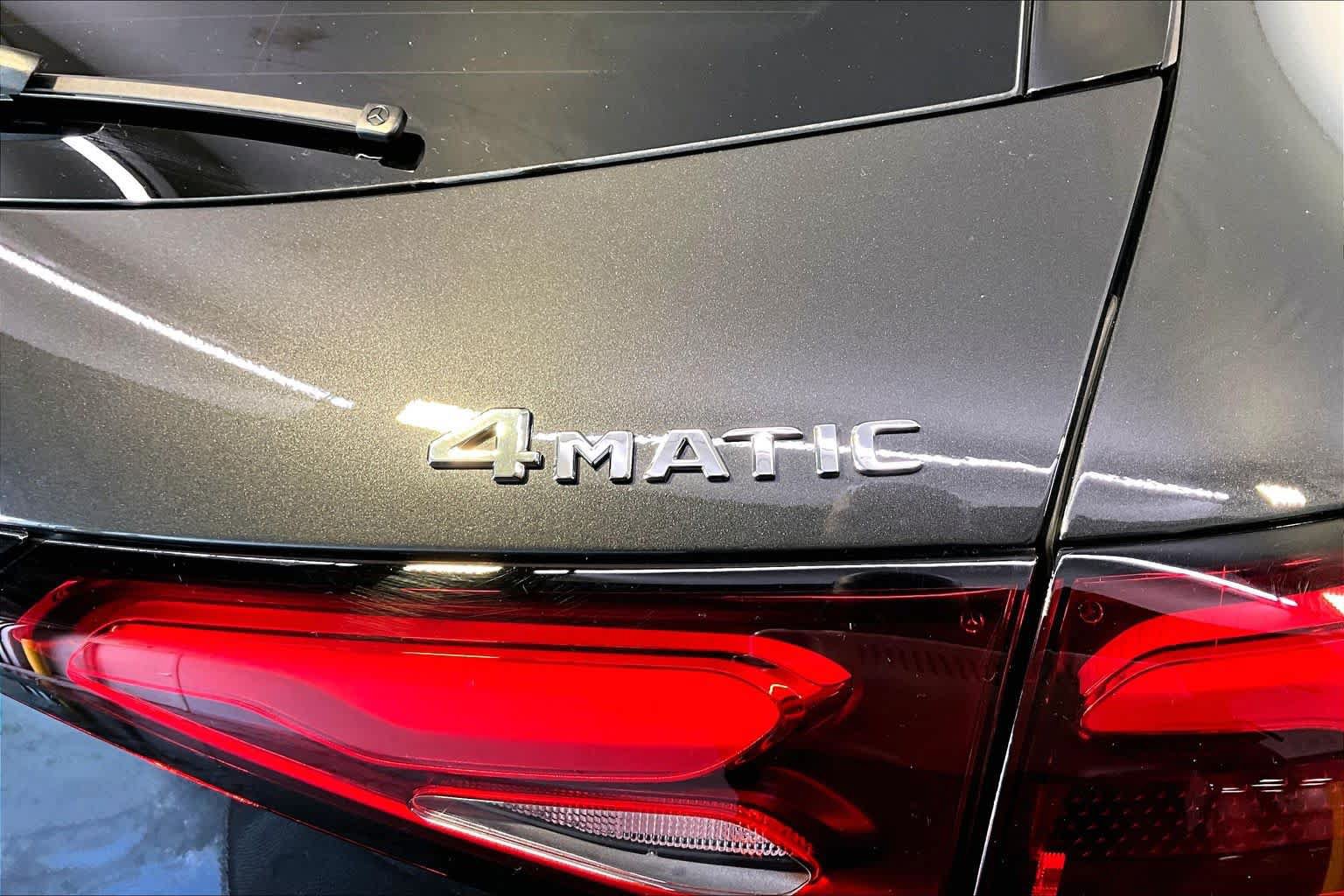 Used 2026 Mercedes-Benz GLC 300 4MATIC image 10