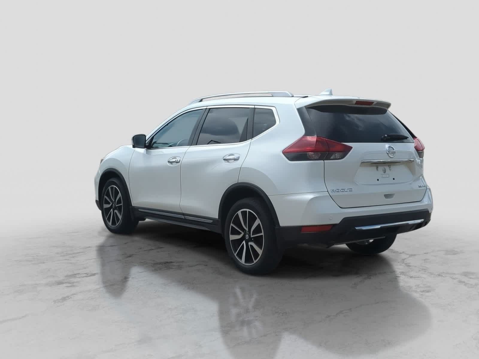 Used 2019 Nissan Rogue S AWD/4WD image 4