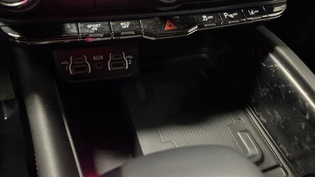 Used 2024 Dodge Durango R/T image 40