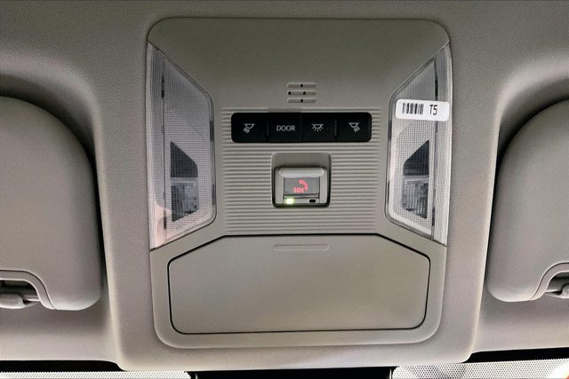 Certified 2025 Toyota RAV4 LE AWD/4WD image 35