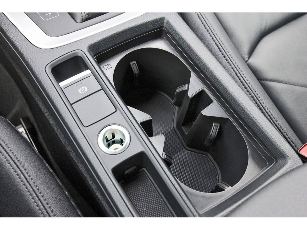 Used 2025 Audi Q3 2.0T Premium AWD/4WD image 33