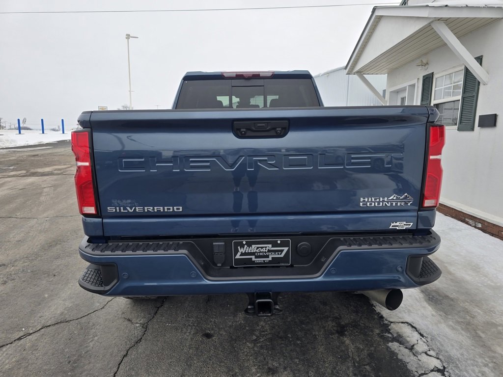 Used 2025 Chevrolet Silverado 2500 High Country w/ High Country Premium Package image 8