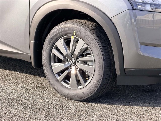 New 2025 Nissan Pathfinder SV w/ SV Premium Package image 7