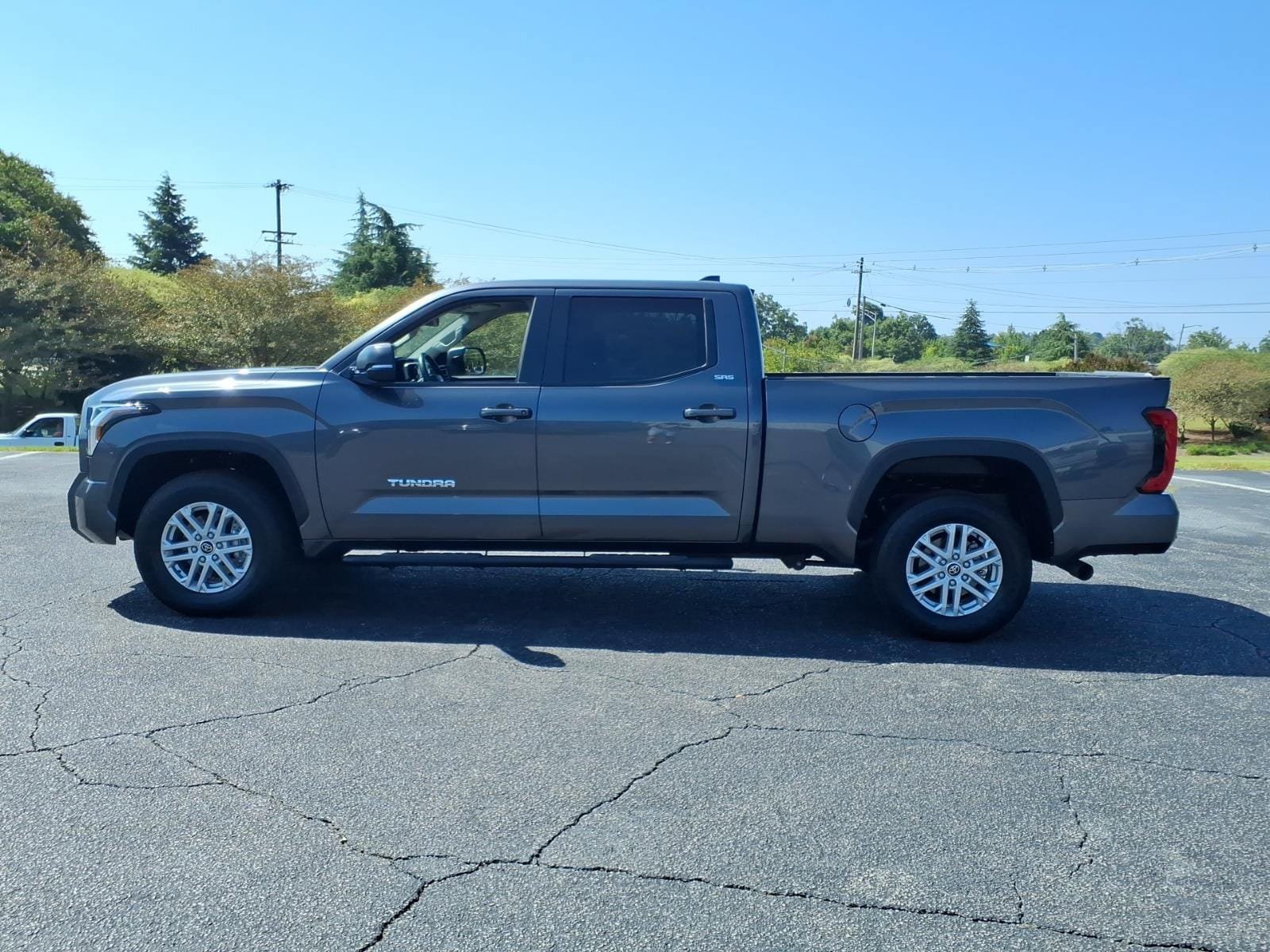 Used 2024 Toyota Tundra SR5 w/ SR5 Premium Package AWD/4WD image 5
