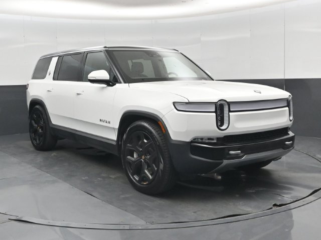 Used 2023 Rivian R1S Adventure Dual AWD/4WD image 35