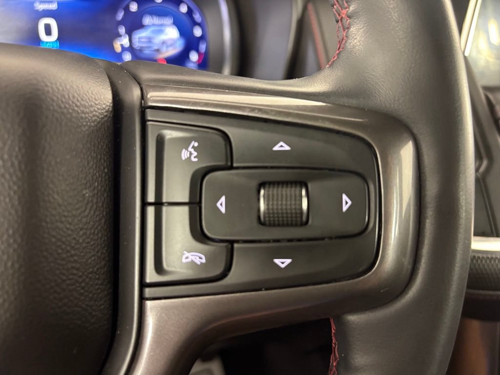 Used 2023 Chevrolet Suburban RST w/ Luxury Package RWD image 23