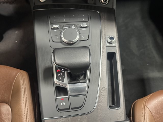 Used 2019 Audi Q5 Premium Plus w/ Convenience Package AWD/4WD image 22