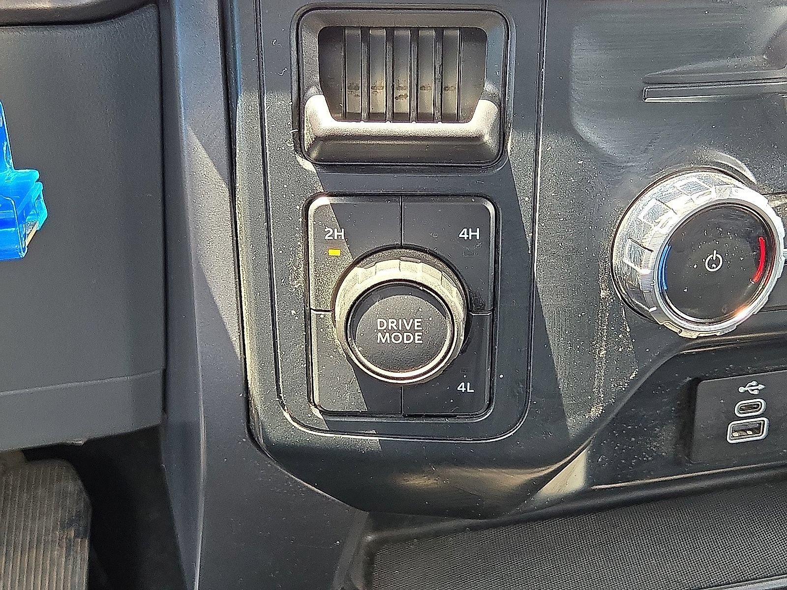 Used 2025 Ford F150 XLT w/ Equipment Group 301A Standard AWD/4WD image 30