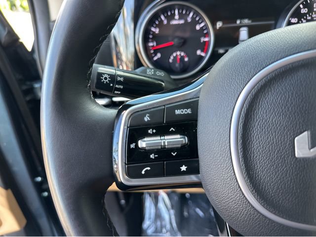 Certified 2023 Kia Carnival EX image 21