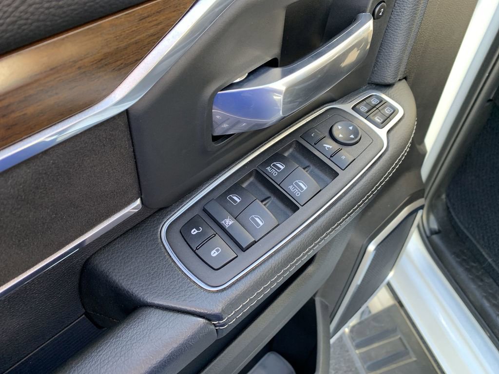 Used 2024 RAM 2500 Laramie image 15