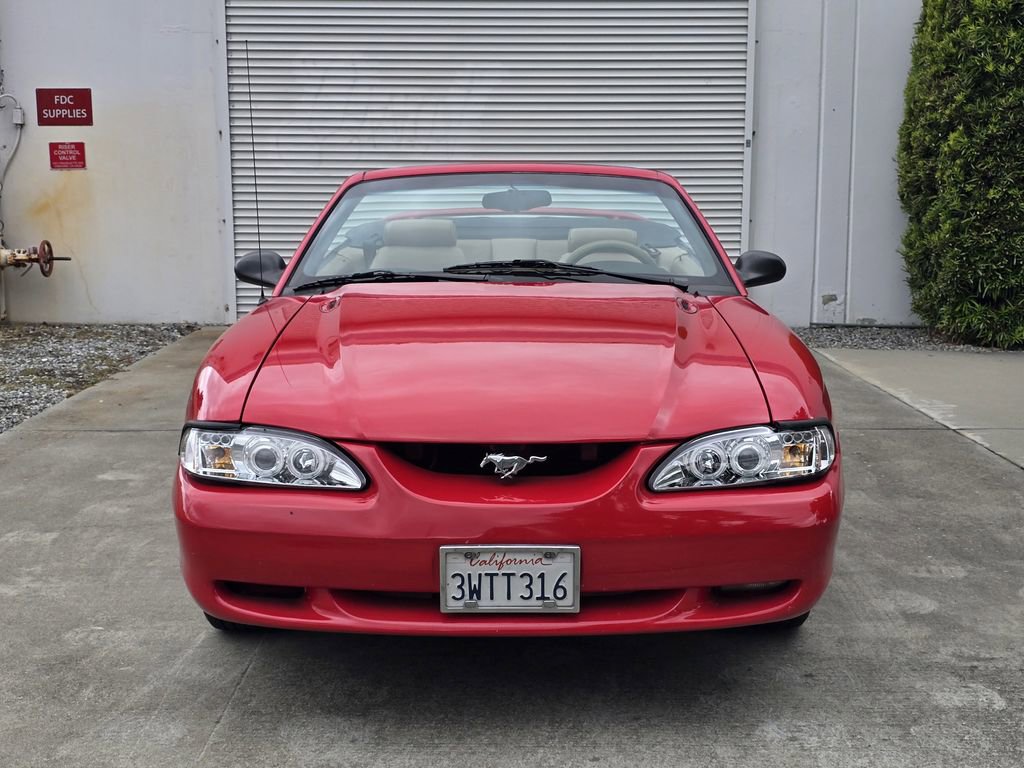 Used 1997 Ford Mustang GT RWD image 2
