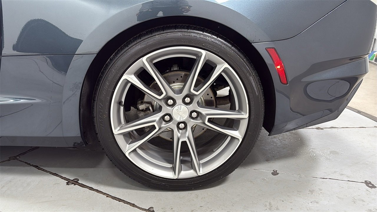 Used 2020 Chevrolet Camaro LT w/ RS Package image 23