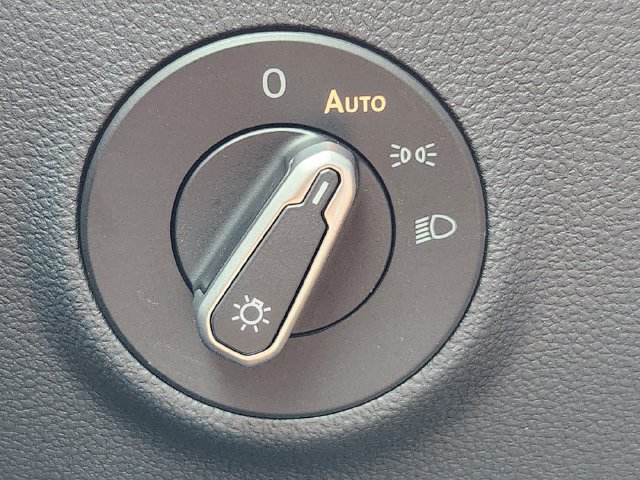 New 2026 Volkswagen Taos SE AWD/4WD image 20