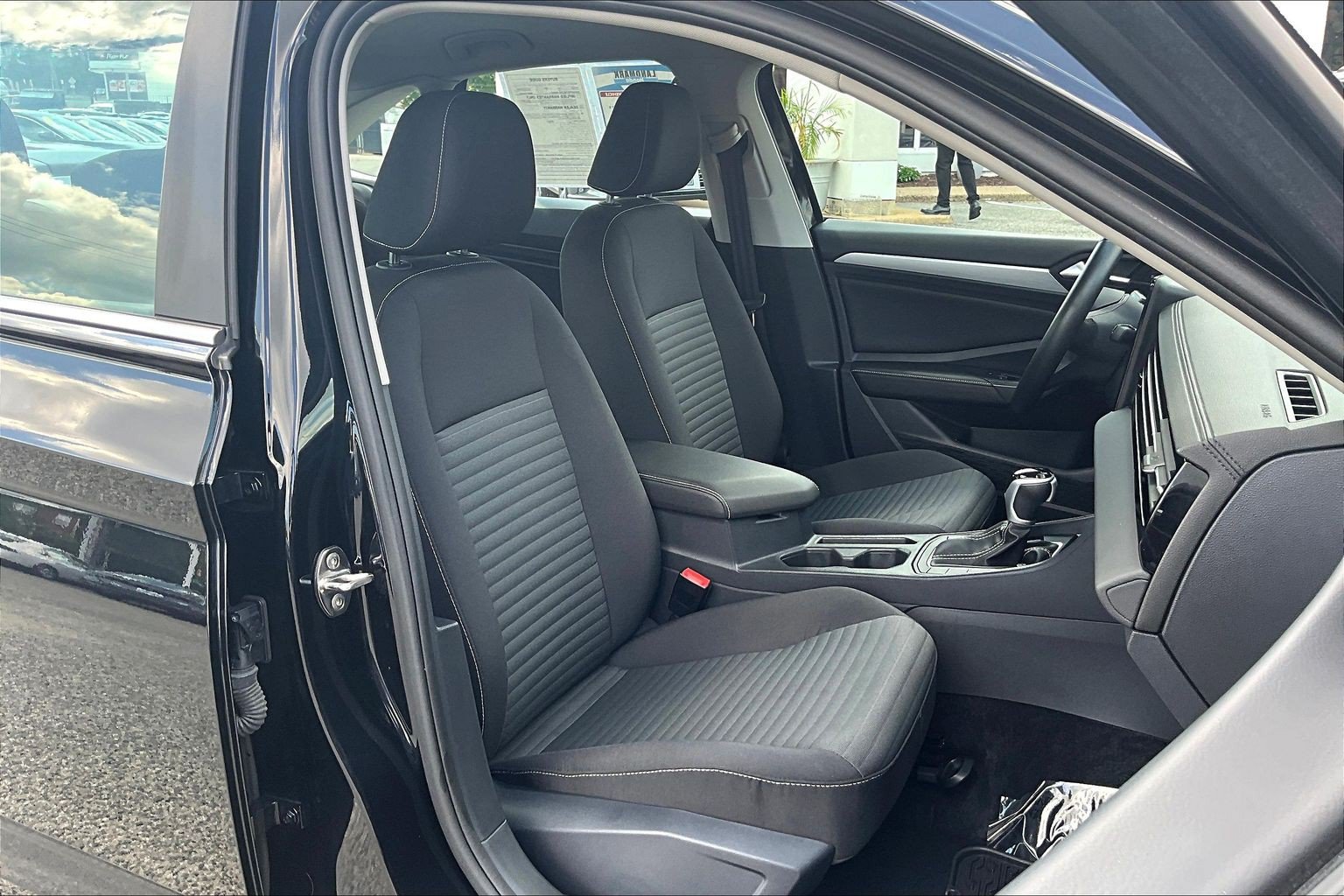 Used 2025 Volkswagen Jetta S FWD image 7