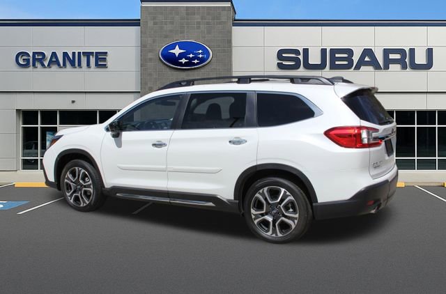 Certified 2025 Subaru Ascent Touring AWD/4WD image 8