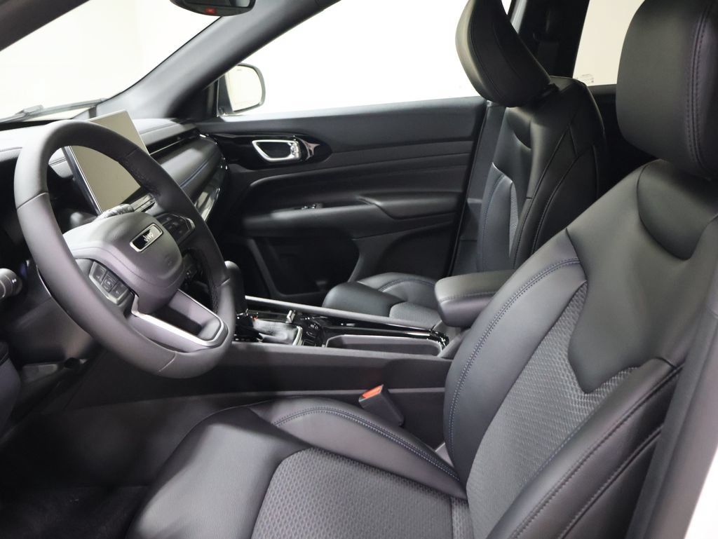 New 2026 Jeep Compass Latitude AWD/4WD image 10