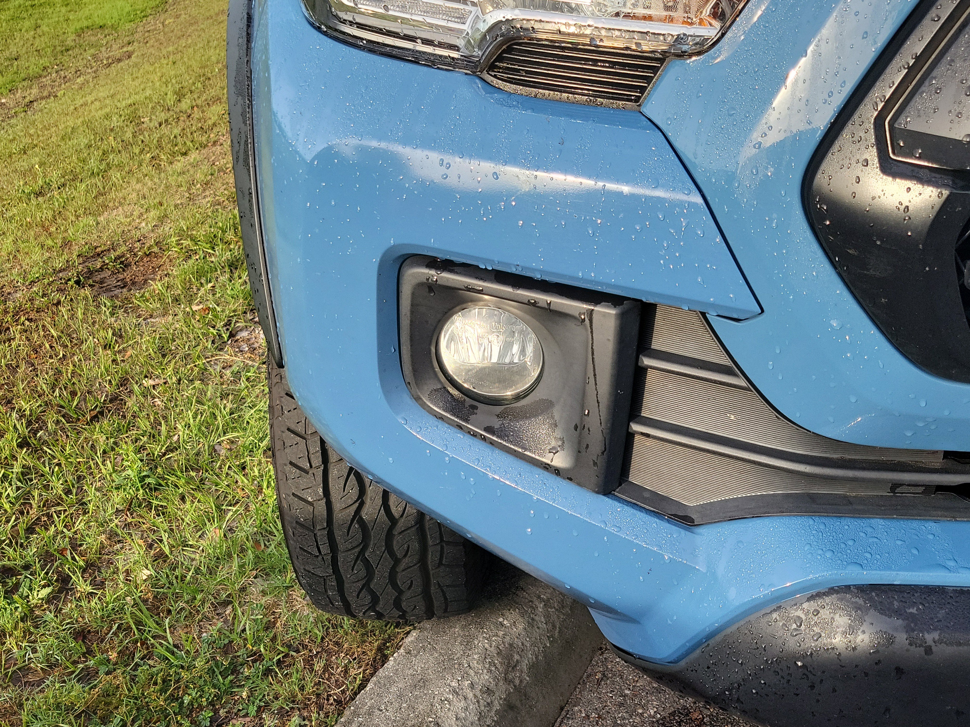 Used 2019 Toyota Tacoma TRD Off-Road w/ Technology Package image 7