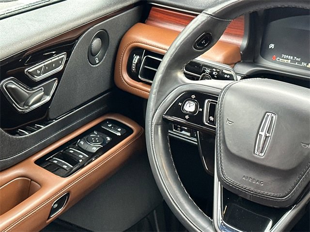 Used 2022 Lincoln Aviator Reserve w/ Equipment Group 201A image 23