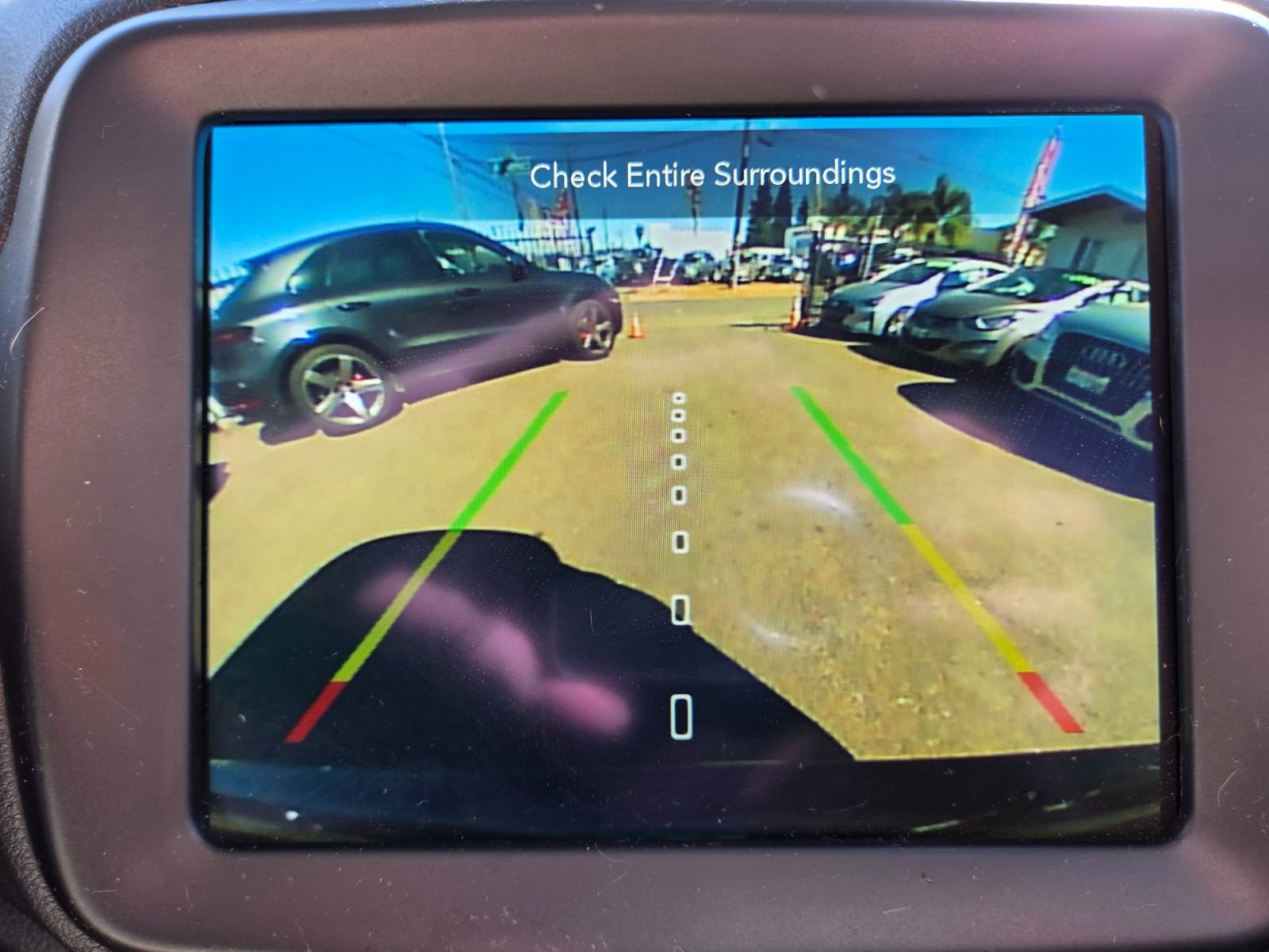 Used 2018 Jeep Renegade Altitude w/ UConnect 8.4 Nav Group image 18
