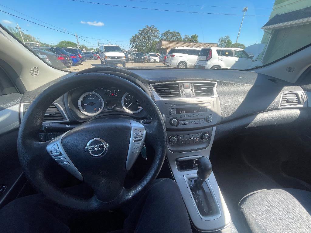 Used 2014 Nissan Sentra SV image 14