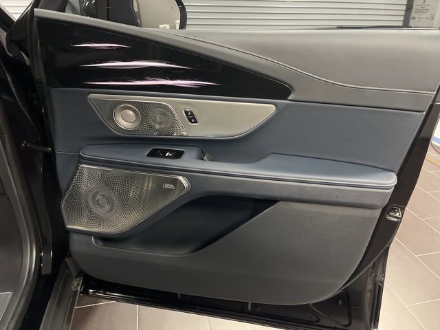 Used 2024 Lincoln Nautilus Reserve w/ Equipment Group 203A image 13