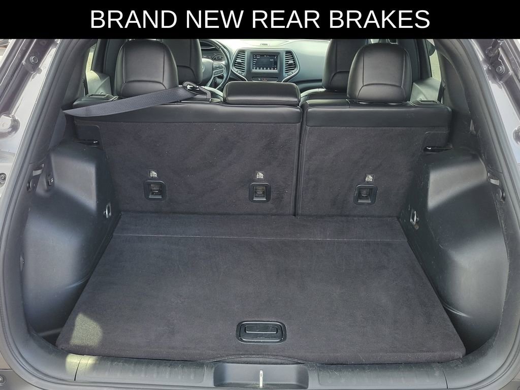 Used 2020 Jeep Cherokee Latitude Plus w/ Comfort/Convenience Group image 6