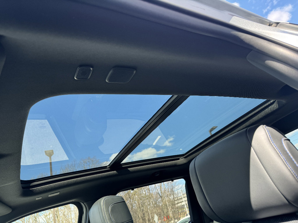 Used 2023 Toyota Tundra Platinum w/ Advanced Package image 29