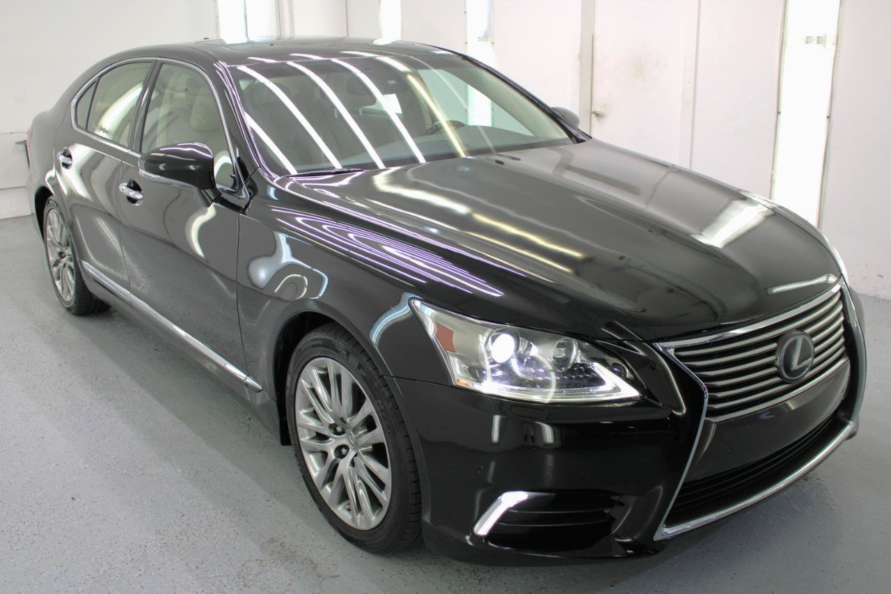 Used 2017 Lexus LS 460 w/ Comfort Package RWD image 12