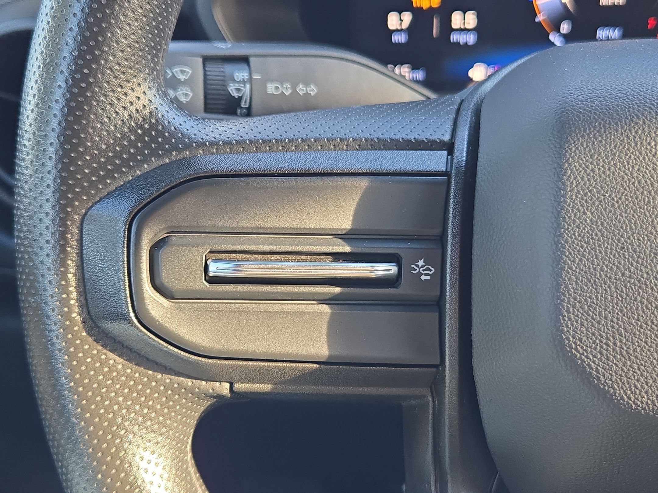 Certified 2024 Chevrolet Colorado W/T RWD image 20