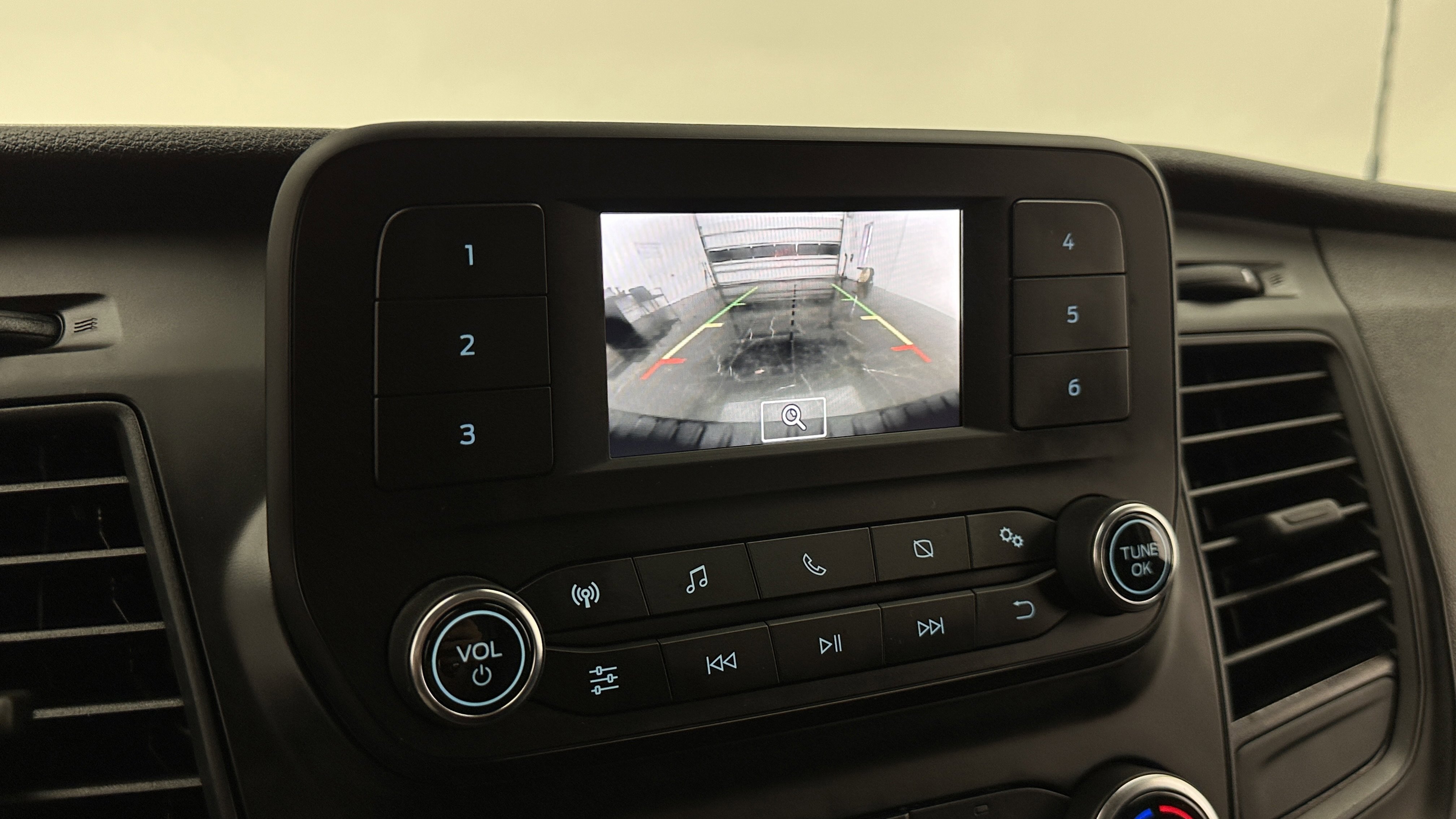 Used 2025 Ford Transit 250 Low Roof w/ Exterior Upgrade Package RWD image 14