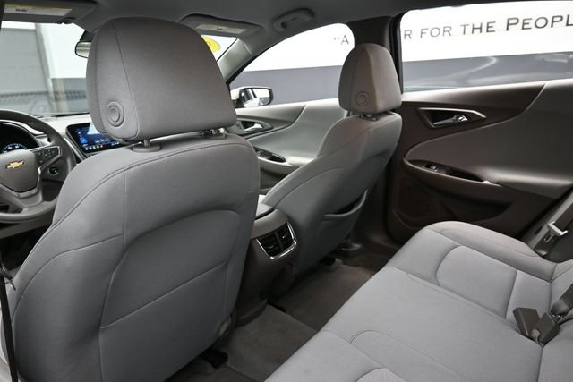 Used 2025 Chevrolet Malibu LT FWD image 24