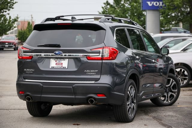 Used 2023 Subaru Ascent Touring AWD/4WD image 3