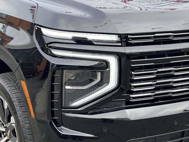 Used 2025 Chevrolet Suburban High Country w/ Sun And Tow Package image 10