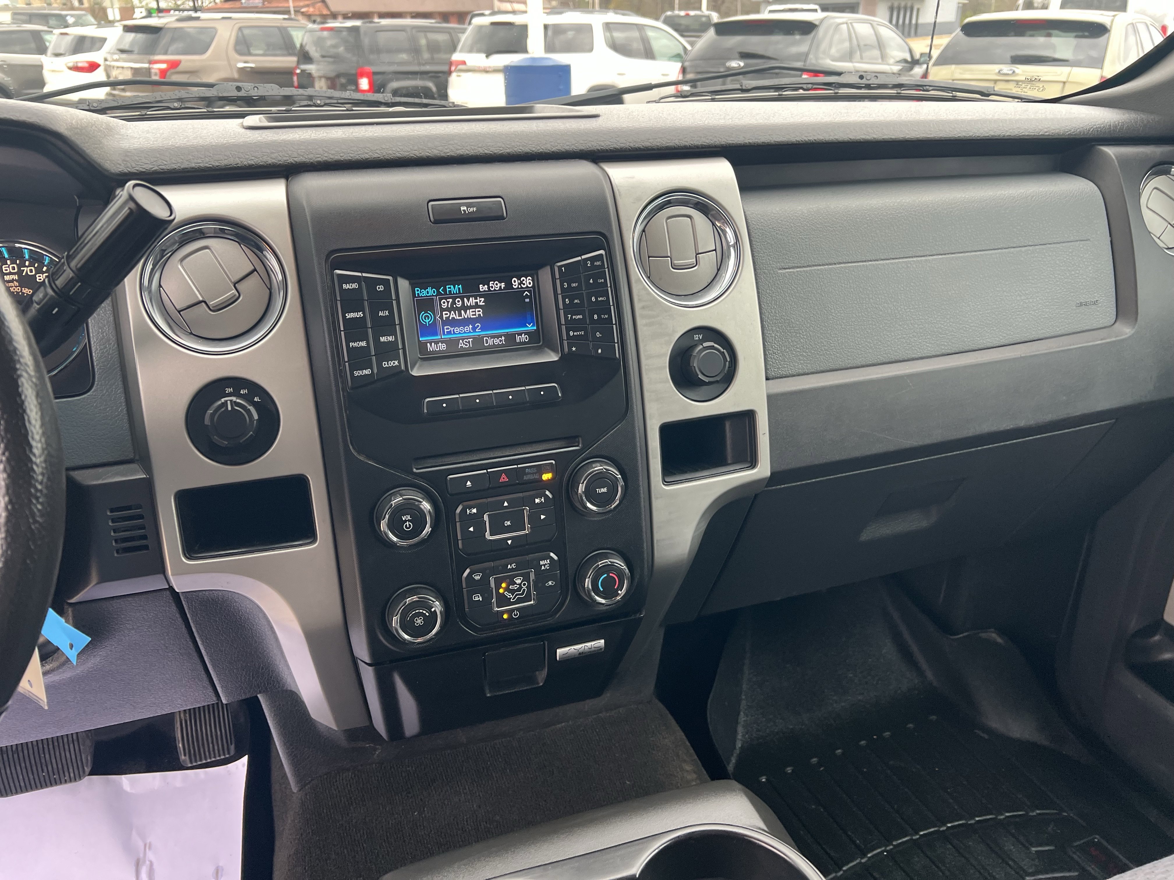 Used 2013 Ford F150 XLT w/ XLT Chrome Pkg image 19