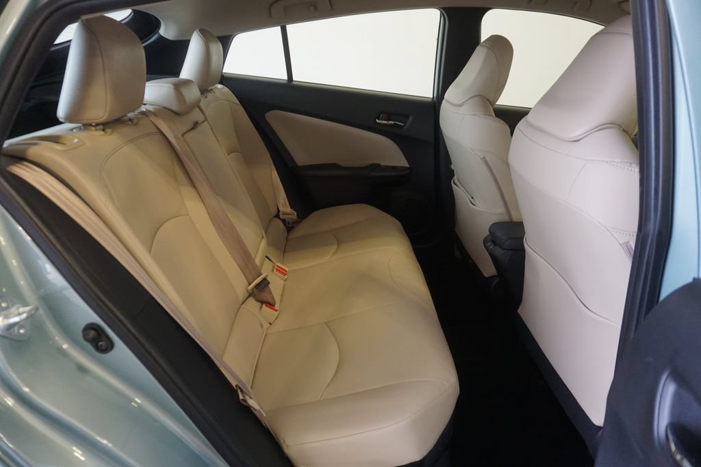 Certified 2021 Toyota Prius XLE AWD/4WD image 21