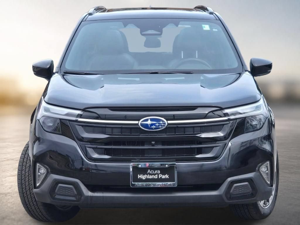 Used 2025 Subaru Forester Touring AWD/4WD image 5