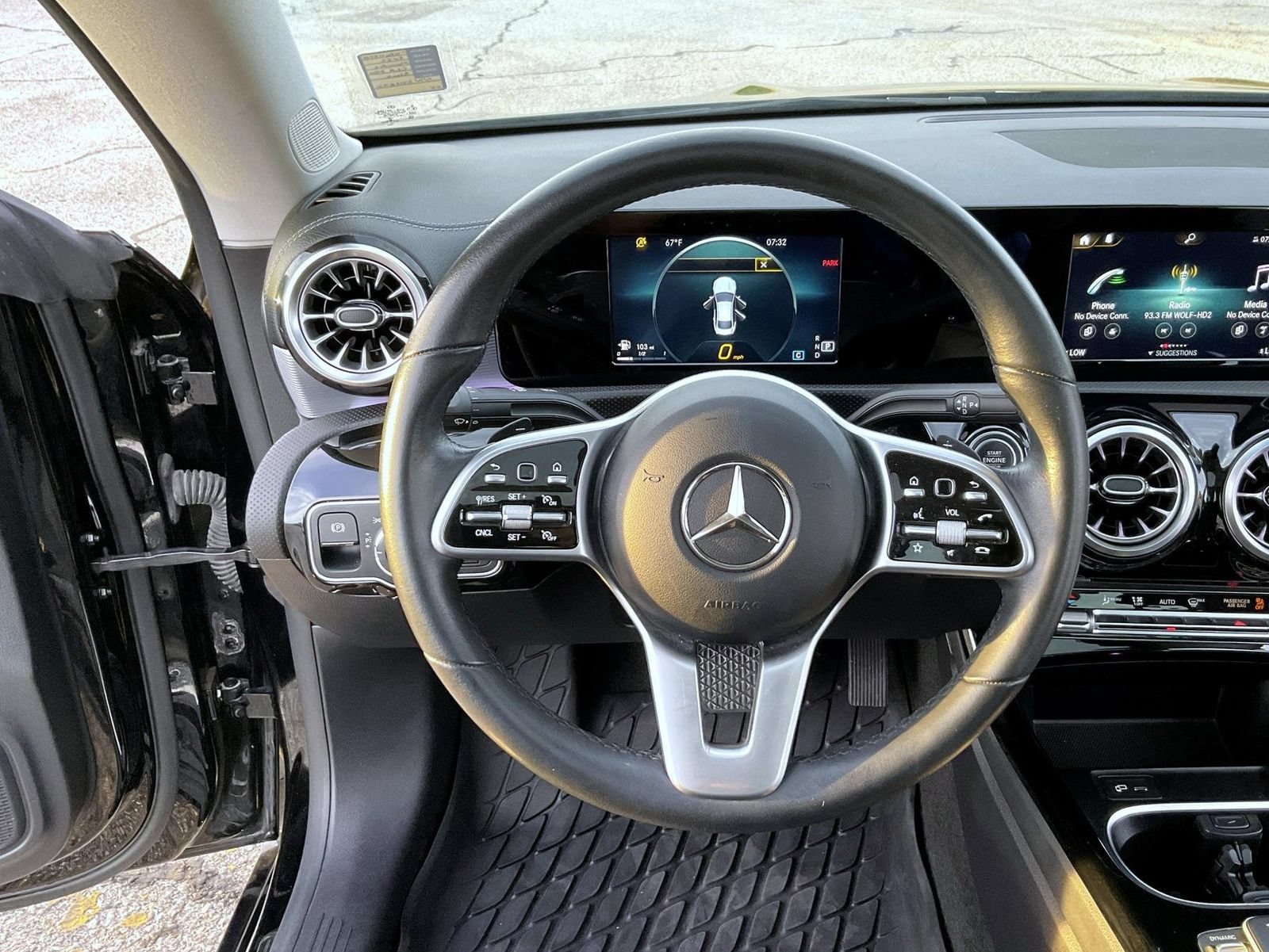 Used 2022 Mercedes-Benz CLA 250 image 11
