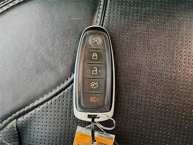 Used 2016 Ford Taurus Limited image 29