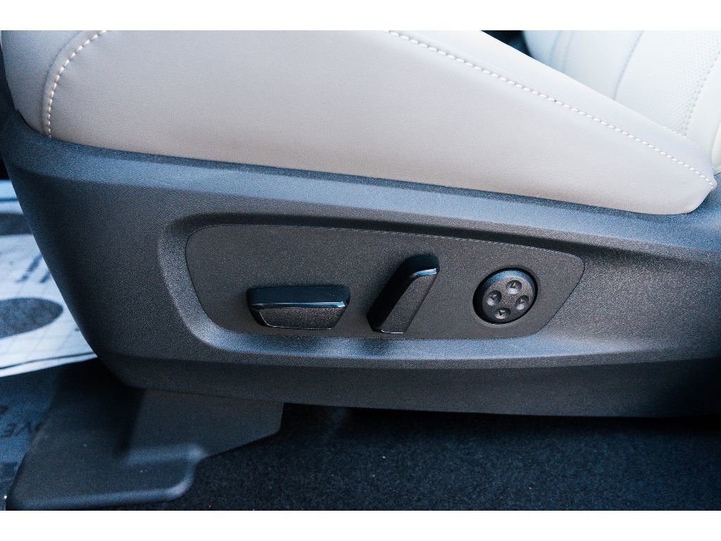 Certified 2026 INFINITI QX60 Luxe w/ Cargo Package image 10