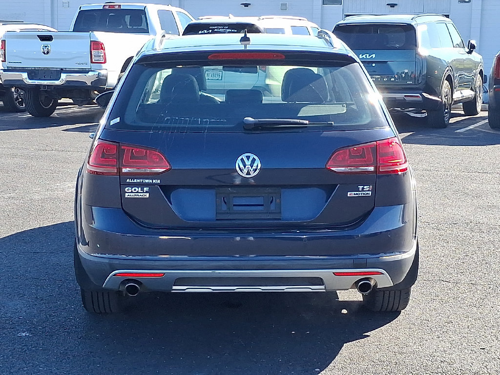 Used 2017 Volkswagen Golf Alltrack SE AWD/4WD image 5