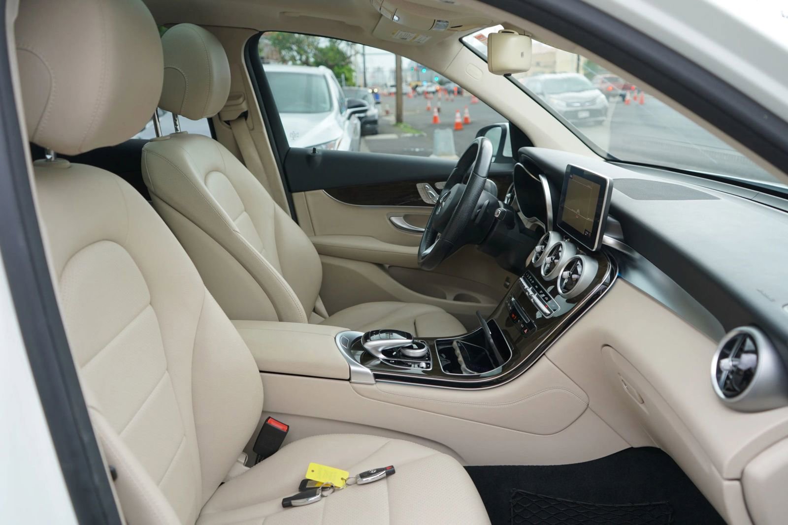 Used 2017 Mercedes-Benz GLC 300 image 20