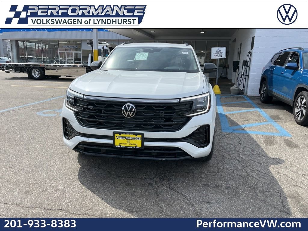 New 2026 Volkswagen Atlas Cross Sport SEL R-Line