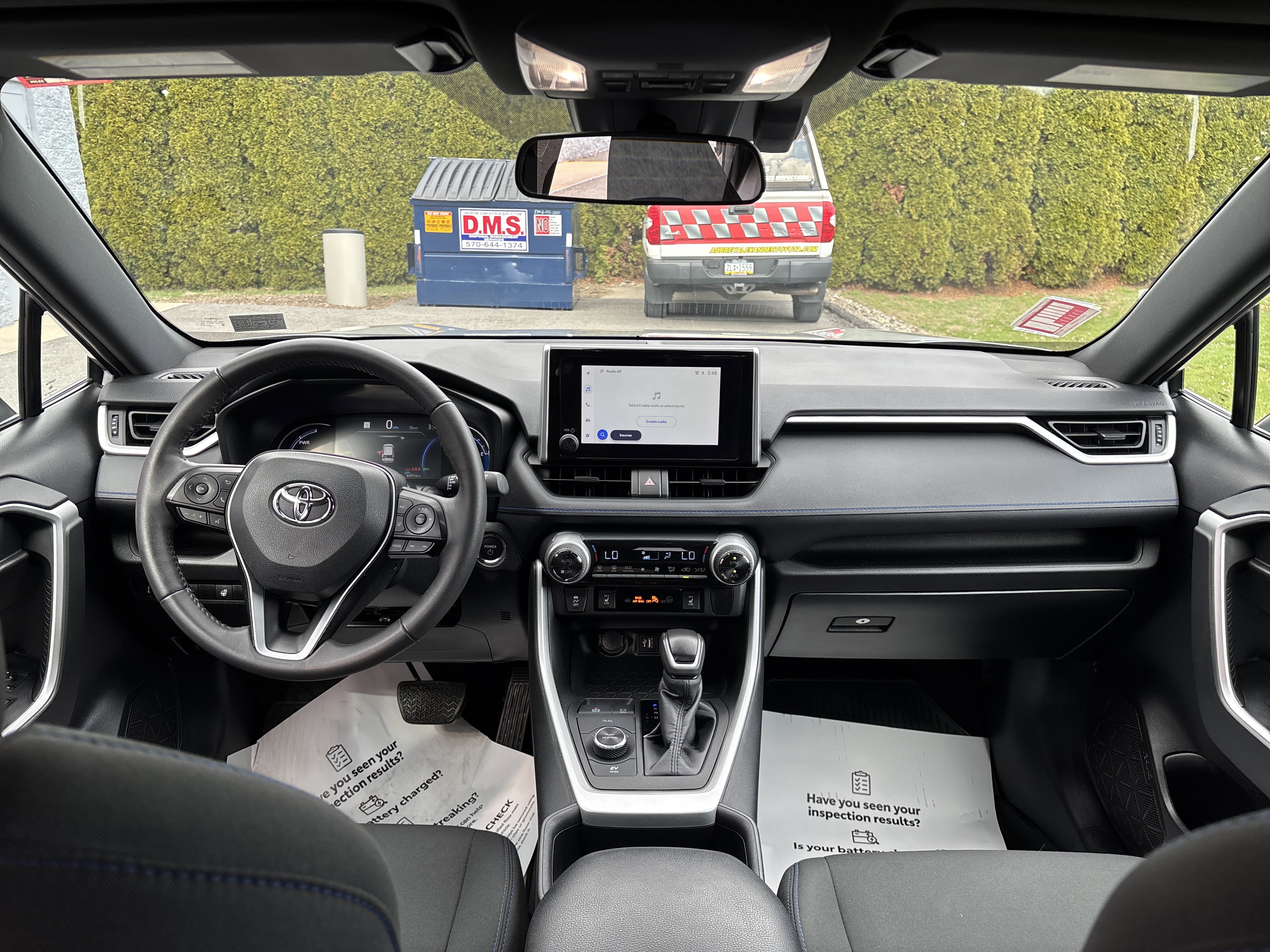 Used 2023 Toyota RAV4 SE w/ Convenience Package image 15