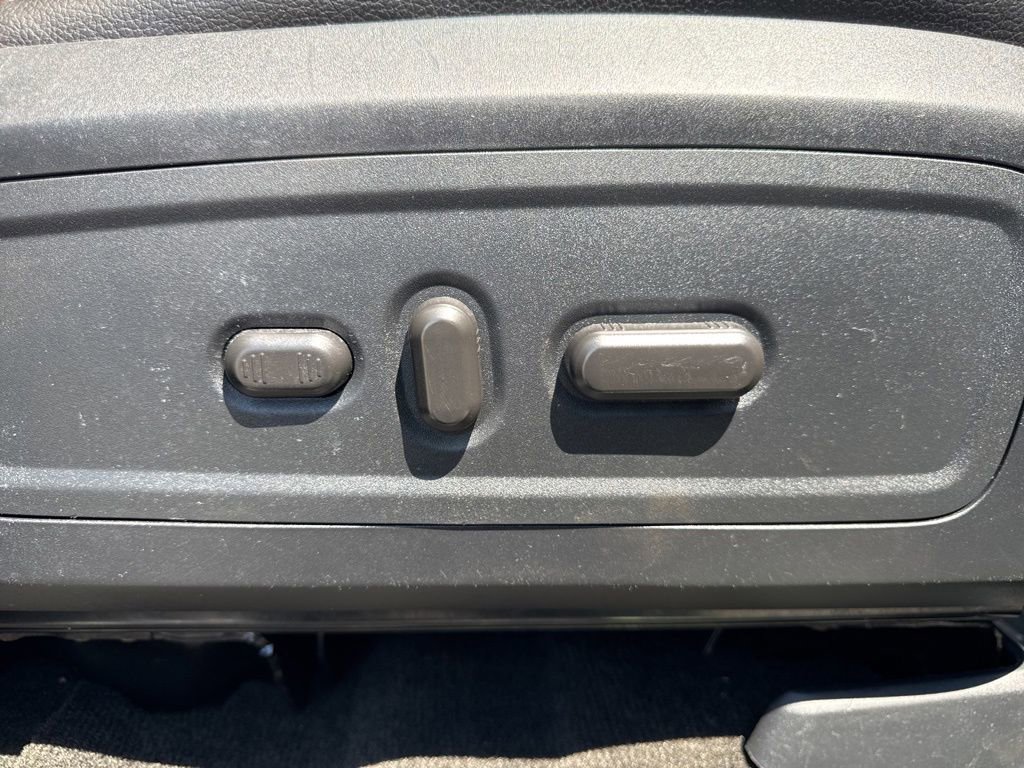 Used 2017 Lincoln Navigator L Reserve image 33