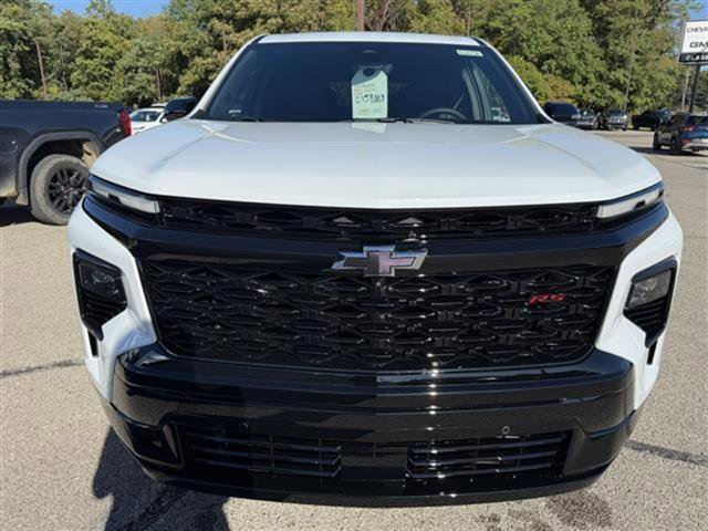 New 2026 Chevrolet Traverse RS w/ LPO, Floor Liner Package image 10