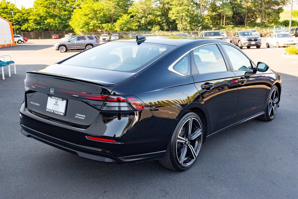 Used 2024 Honda Accord Sport image 14