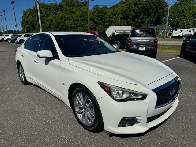 Used 2017 INFINITI Q50 3.0t Premium RWD image 4