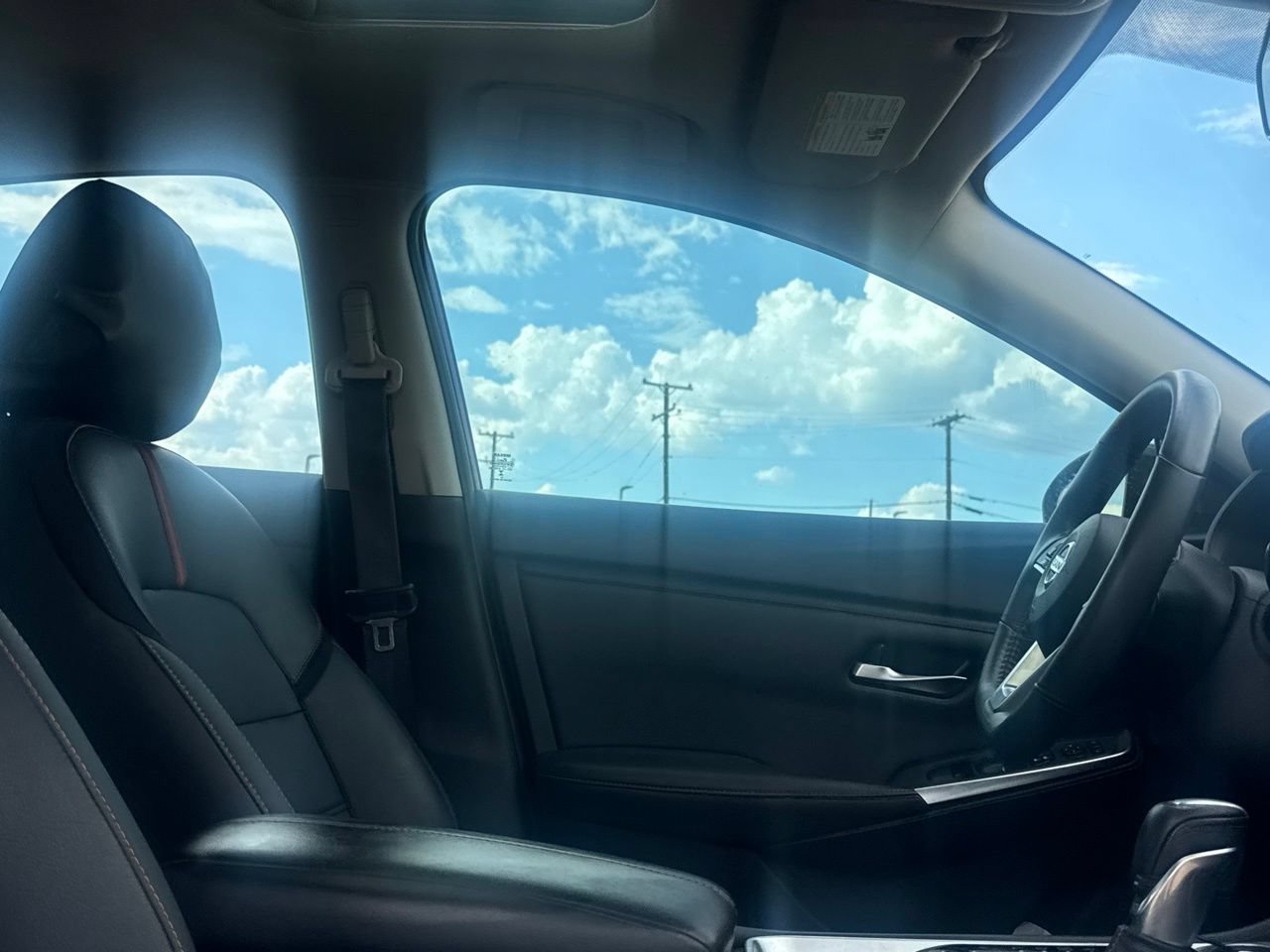 Certified 2023 Nissan Sentra SR w/ SR Premium Package FWD image 31