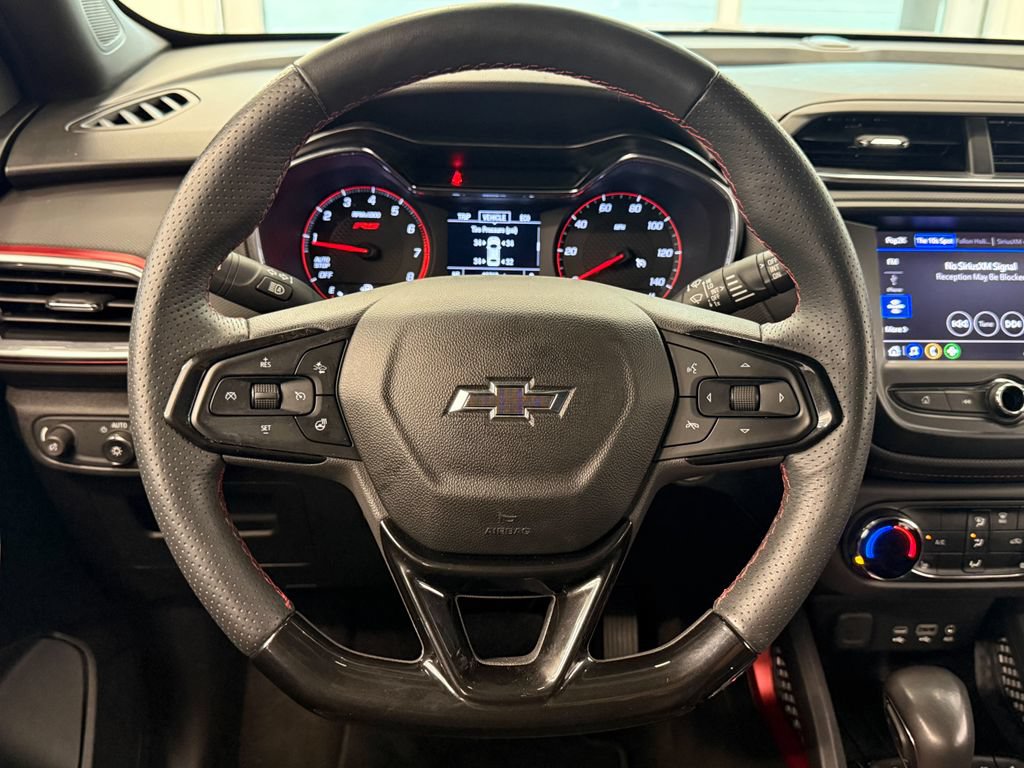 Used 2022 Chevrolet TrailBlazer RS FWD image 19