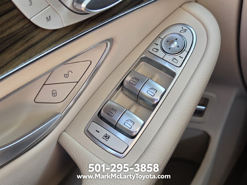 Used 2021 Mercedes-Benz GLC 300 4MATIC image 24